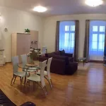 Biela Street Apartmán