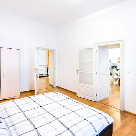 Central Apartmany Biela Street Pressburg