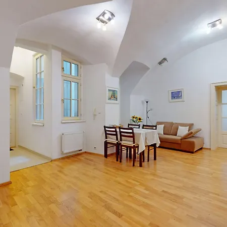 Central Apartmany Biela Street *