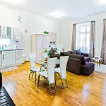 Biela Street * ברטיסלאבה