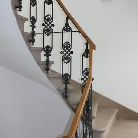 贝拉街中央公寓 布拉迪斯拉发