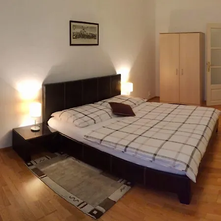 贝拉街中央公寓 公寓